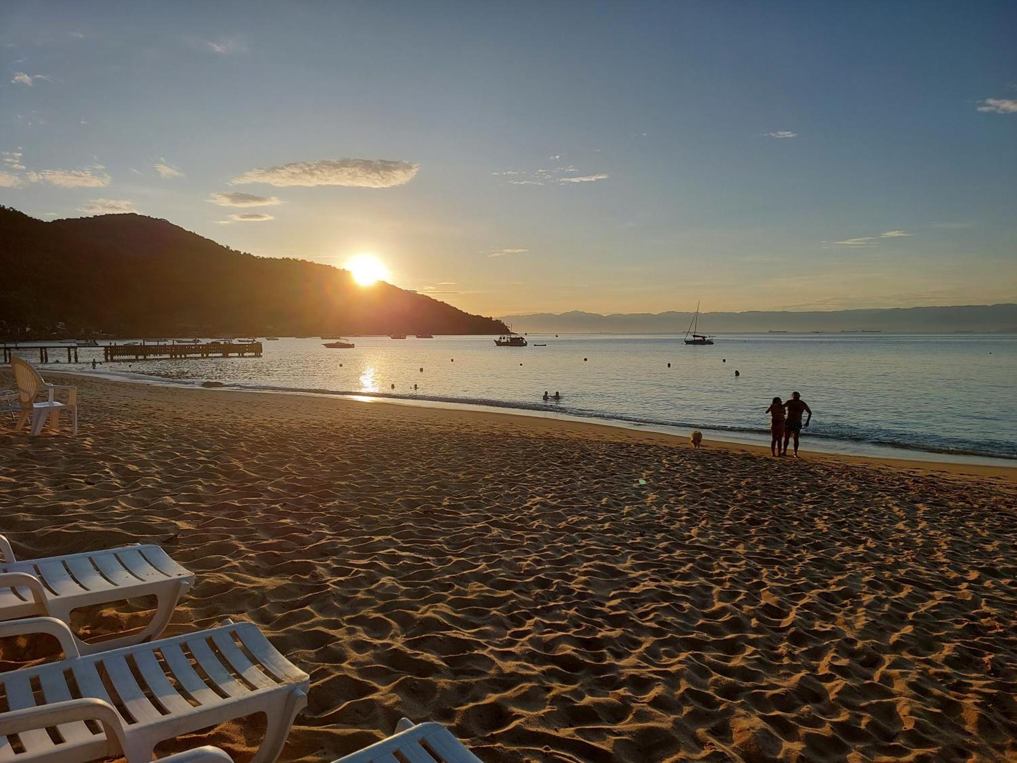 Espaço Villa Ará Praia de Araçatiba Esterno foto